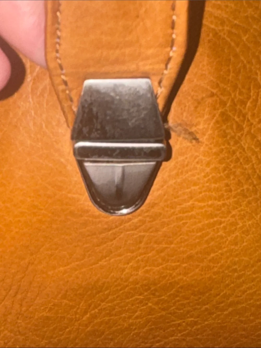 Jack by Jill.e Designs Hudson All Leather Camera Bag In good condition.